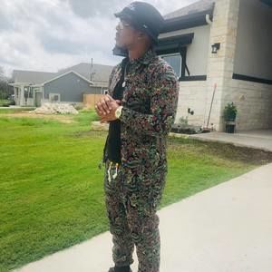 Meet your Posher, Cameron